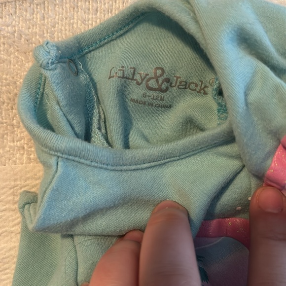 T shirt - Picture 2 of 2